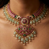&nbsp;&nbsp;Royal Kundan-Style Floral Necklace